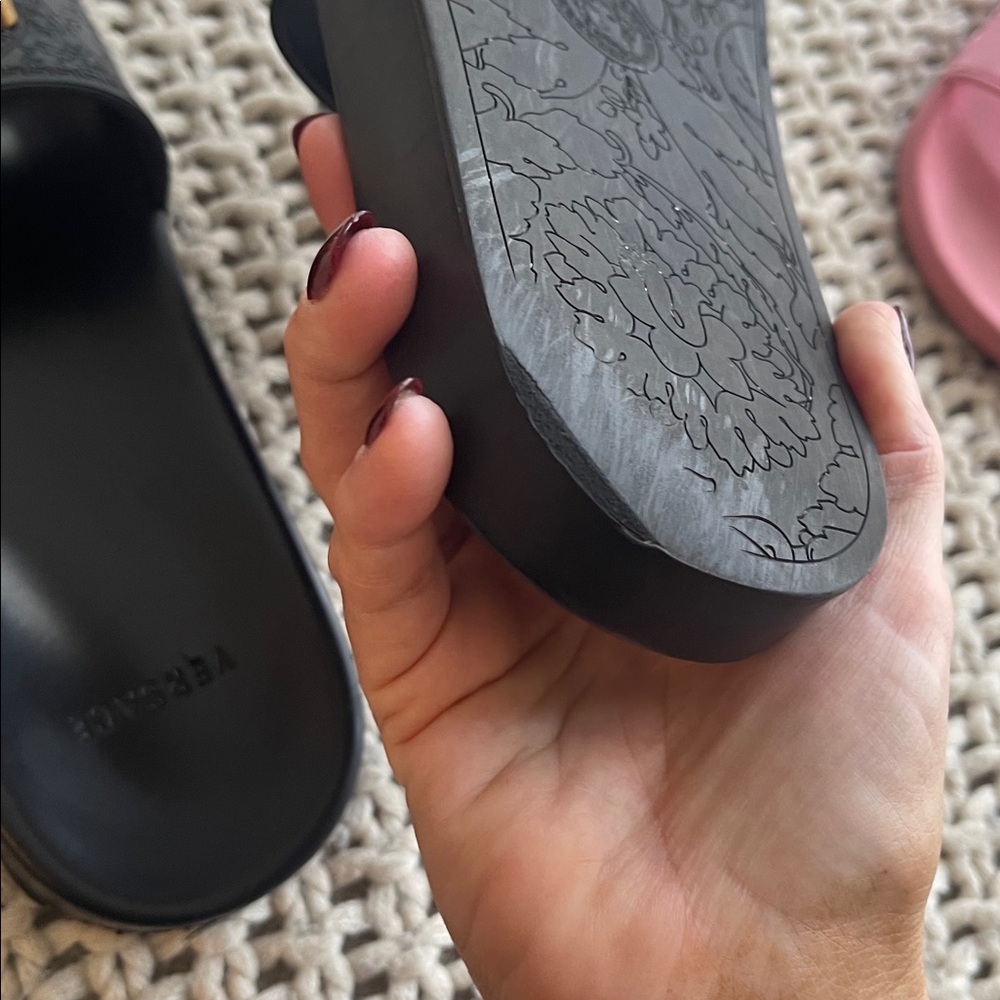 Versace Black Slides with Gold Medusa Emblem beautiful 38 - Picture 15 of 16